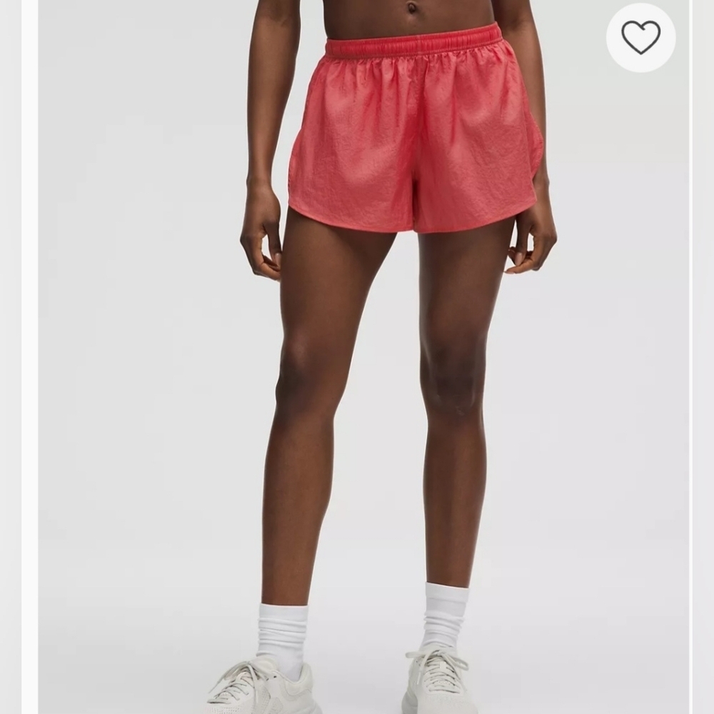 Lululemon Dolphin-Hem MR Run Short 3"" Desert Red Size L NWT